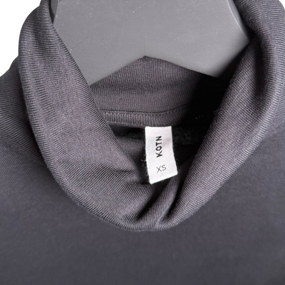 Kotn Size XS Black Micro-Rib 100% Egyptian Cotton Fitted Turtleneck Tee - Picture 6 of 7